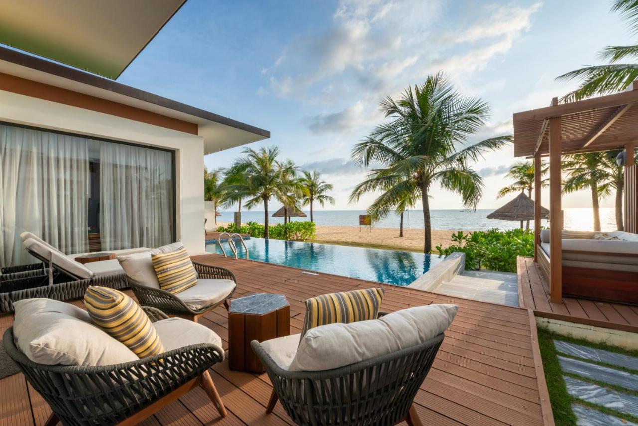 Moevenpick Villas & Residences Phu Quoc Exterior foto Beachfront Pool Villa