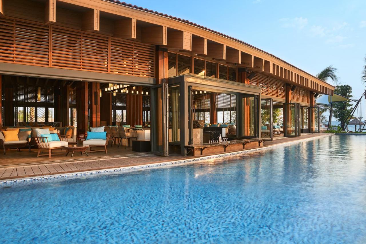 Moevenpick Villas & Residences Phu Quoc Exterior foto The Beach Club
